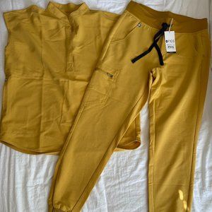 FIGS Light Gold Zamora Bottoms and Rafaela Top XS